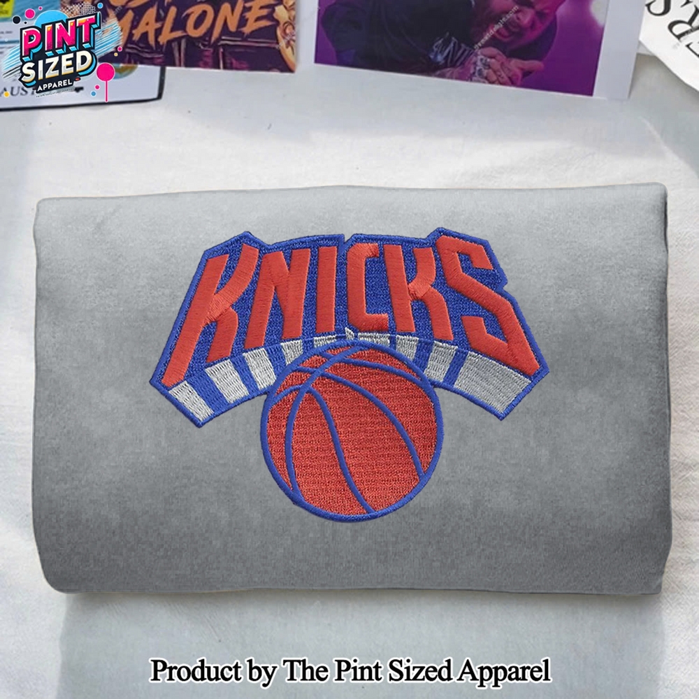 New York Knicks Pattern Embroidered Crewneck Sweatshirt New York Knicks Pattern Embroidered Crewneck Sweatshirt